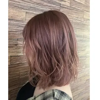 ミディアム 有坂 里恵のヘアスタイル