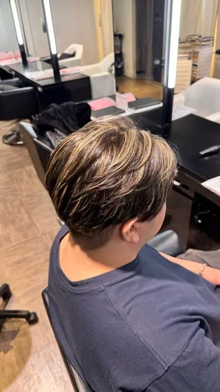 カラー メンズ 🎀momo モデル募集中🎀のヘアスタイル