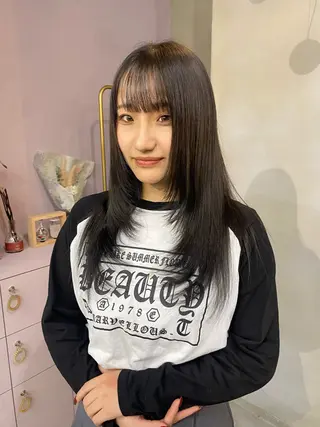 ロング カラー qulim所属・前橋 姫奈のヘアスタイル