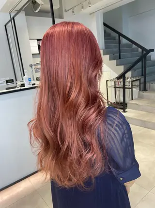 カラー 🎀ボブ＋ハイトーン シュカ👶🏻のヘアスタイル