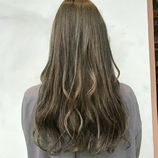 ロング カラー SHAFT Ieiriのヘアスタイル