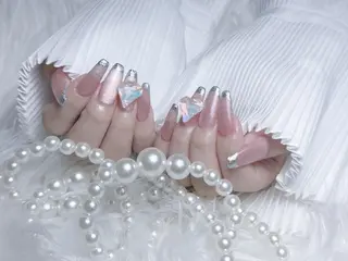 ネイル RAFFINE 月🦋🩵のネイルデザイン