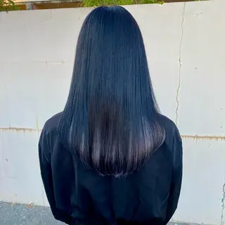 ロング カラー 惣木 菜穂のヘアスタイル