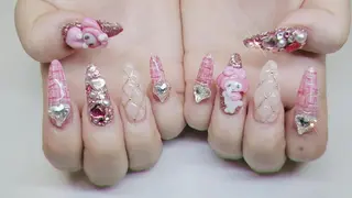 ロング ネイル クロキ 。のネイルデザイン