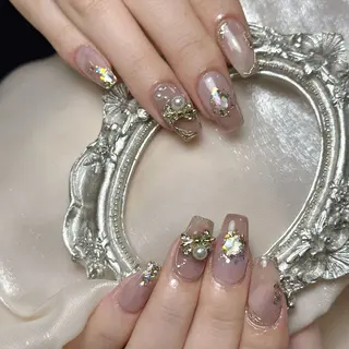 ネイル Maggie Nail🦩のネイルデザイン