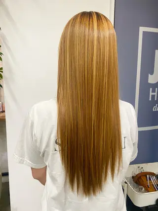 ロング 艶髪🌟髪質改善✨ Zinaヤマダ チサのヘアスタイル