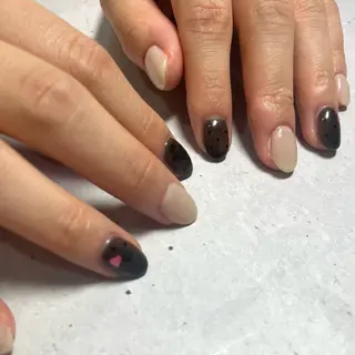 ネイル 萩原 里奈のネイルデザイン