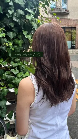 セミロング Koharu🍓/ 透明感カラ－のヘアスタイル