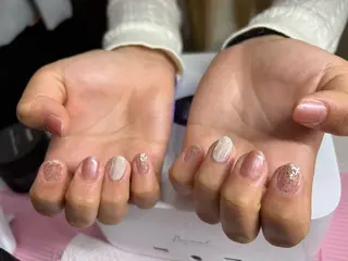 ネイル TRU NAIL & EYE 池袋店所属・本田 麻尋のネイルデザイン