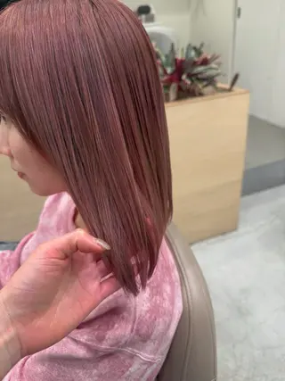 カラー 💛🤍U too e’s 鎌倉🧸のヘアスタイル