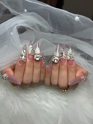 ネイル Cloudy Chan Nailのネイルデザイン