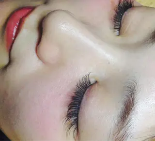 マツエク・マツパ Largo所属・広中 裕一のマツエク・マツパデザイン