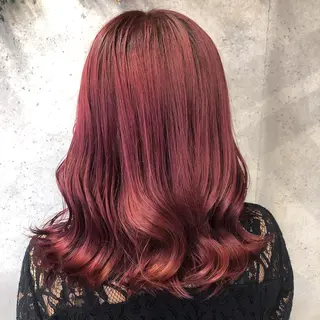 ロング カラー wakana 【ブリーチカラー】のヘアスタイル