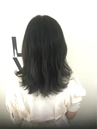 ミディアム カラー ✂️小顔カット✂️ 山本有紀のヘアスタイル