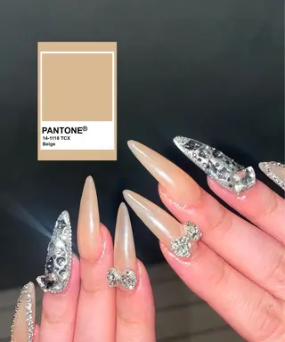 ネイル GO TODAY シェアサロン 渋谷Amiu店所属・渋谷ネイル🎀 y2k/海外ネイルのネイルデザイン