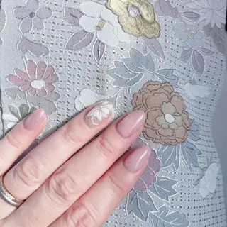 ネイル Luce nail所属・竹内 知佐美のネイルデザイン