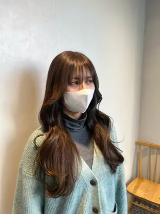 ロング SALOWIN大宮crest所属・大宮レイヤーカット× 透明感カラー　rioのヘアスタイル