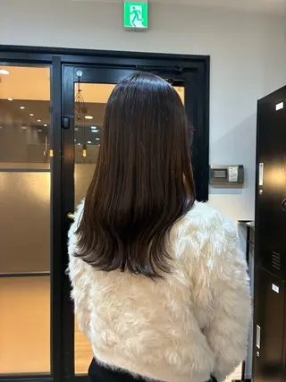 セミロング 柴田真衣 /透明感/ナチュラルのヘアスタイル