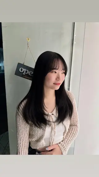 ロング カラー octo所属・梅澤 杏菜のヘアスタイル