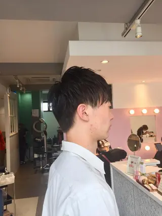 メンズ 所渉/韓国レイヤー /ウルフカットのヘアスタイル