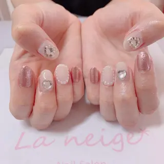 ネイル La neige* yuki 🥯🍑のネイルデザイン