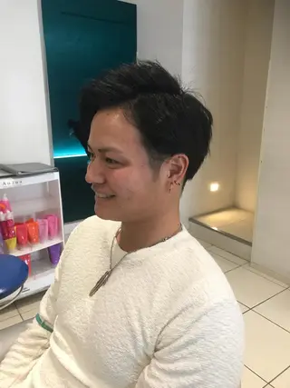 ショート カラー パーマ ヘアアレンジ メンズ キッズ ネイル マツエク・マツパ MODEK's西宮店 マネージャー神道有基のヘアスタイル