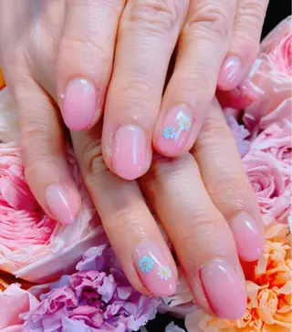 ネイル ネイルPetit Ribbonのネイルデザイン