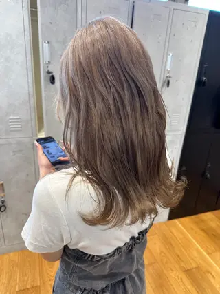 セミロング ハイライト/ ブリーチ😈小倉😈のヘアスタイル