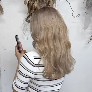 カラー sena 《Mariana》のヘアスタイル