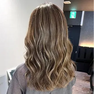 セミロング カラー ヘアケアサロン MAIN[メイン]のヘアスタイル