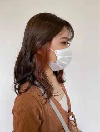 セミロング カラー 【AMANEQ】 yuka🦋のヘアスタイル