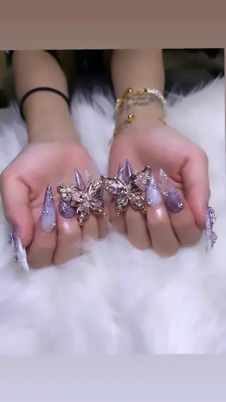 ネイル 加納 莉音のネイルデザイン