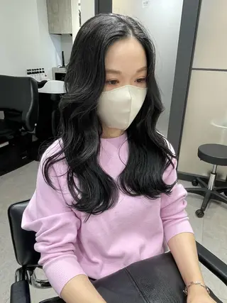 ロング 🌸インナーカラー 🌸藤井春華のヘアスタイル