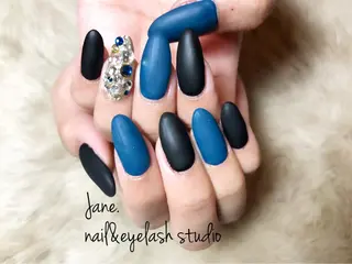 ネイル Yakko pas á pasのネイルデザイン