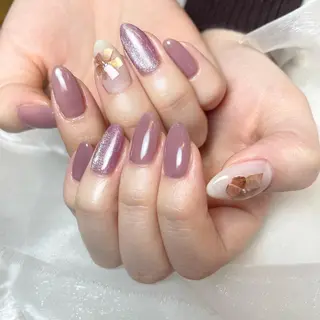 ネイル S LOUNGE NAIL所属・パーツたくさん🍓 SUMIのネイルデザイン