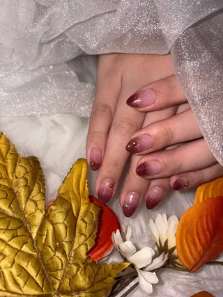 ネイル toyvenail 🖤enaのネイルデザイン