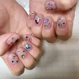ネイル S LOUNGE NAIL所属・パーツたくさん🍓 SUMIのネイルデザイン