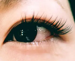 まつエク due hair 京都駅前店 MILBON オージュア認定サロン【デューヘアー】所属・ハイトーンブリーチ 土坂　由志【京都】のヘアスタイル