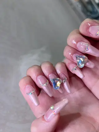 ネイル Ubuntu🎀 ネイルサロン✨のネイルデザイン