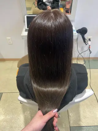 ロング カラー ベージュカラー⌇﻿ くびれヘア.𐙚心音のヘアスタイル