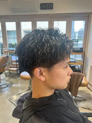 パーマ メンズ ｵｶﾓﾄ/メンズ /パーマ/似合わせのヘアスタイル