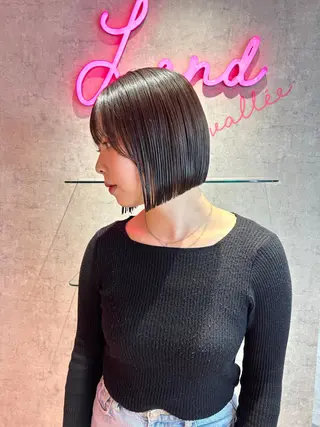 莉乃/縮毛矯正/髪質 改善/艶カラーのヘアスタイル