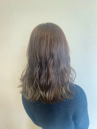 カラー aile Total Beauty Salon 生駒店所属・ヒロセ ノゾミのヘアスタイル