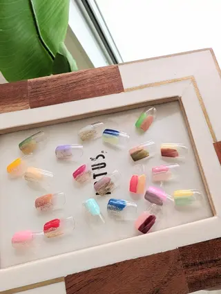 ネイル クレオエール 　のネイルデザイン