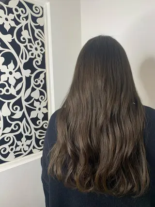 セミロング Hair Resort Noble(ヘアリゾートノーブル)所属・オオヤ カナのヘアスタイル