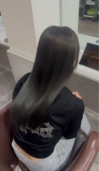 ロング 渡澤 ななみのヘアスタイル