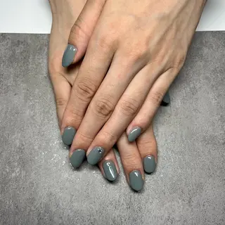 ネイル Can I Dressy 錦糸町店所属・泉水 香穂のネイルデザイン