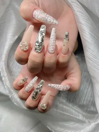 ネイル Lee Nailsのネイルデザイン