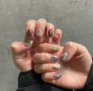 ネイル nailstudio eviz新宿店のネイルデザイン