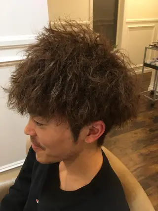 パーマ メンズ 石崎 直也のヘアスタイル